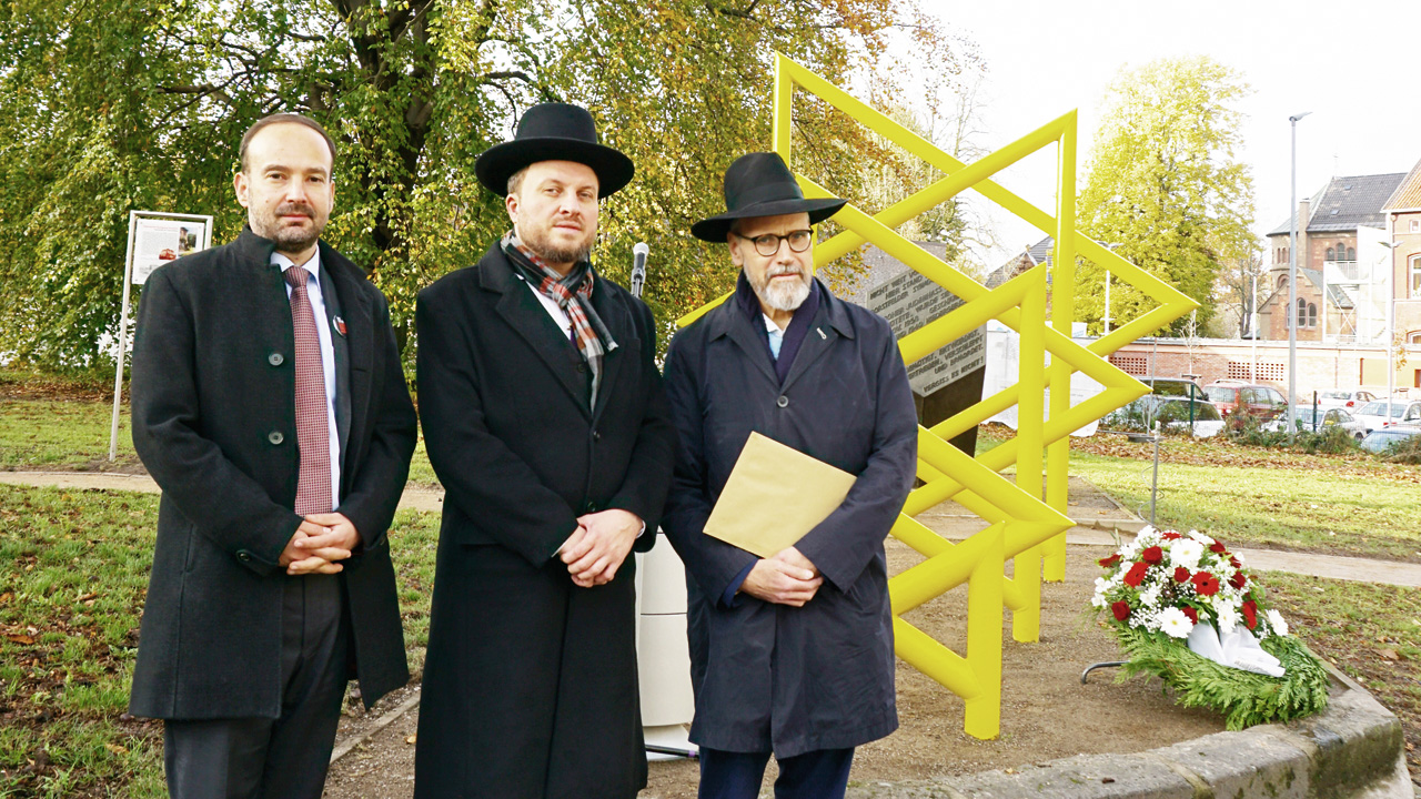 v.l.n.r.: Alexander Sperling, Geschäftsführer des Landesverbandes der Jüdischen Gemeinden von Westfalen-Lippe; Avigdor Moshe Nosikov, Rabbiner der JKG Dortmund; Avraam Goldberg, Kantor der JKG Dortmund