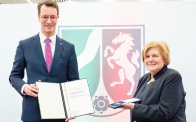 Frau Irith Michelsohn wird mit dem Verdienstordendes Landes Nordrhein-Westfalen ausgezeichnet