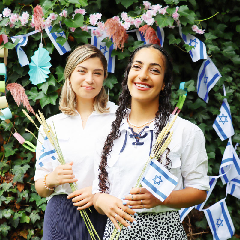 Avigail & Hadas, Foto: Darya Singh      